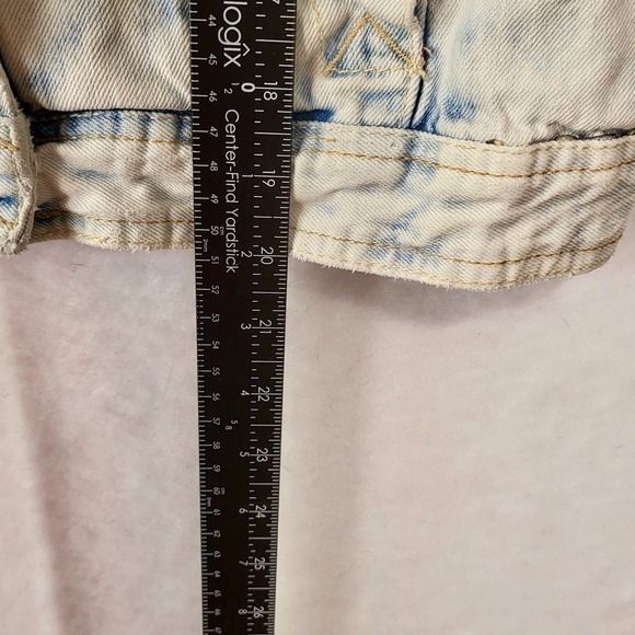 Amethyst Jeans Light Wash Distressed Blue Jean Jacket Size Juniors XL‎ - Picture 10 of 10